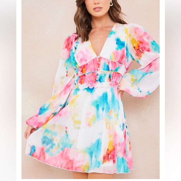 Strut & Bolt Dresses & Skirts - ⭐️NWT Strut & Bolt Chiffon Tye Dress with  Balloon Sleeves⭐️